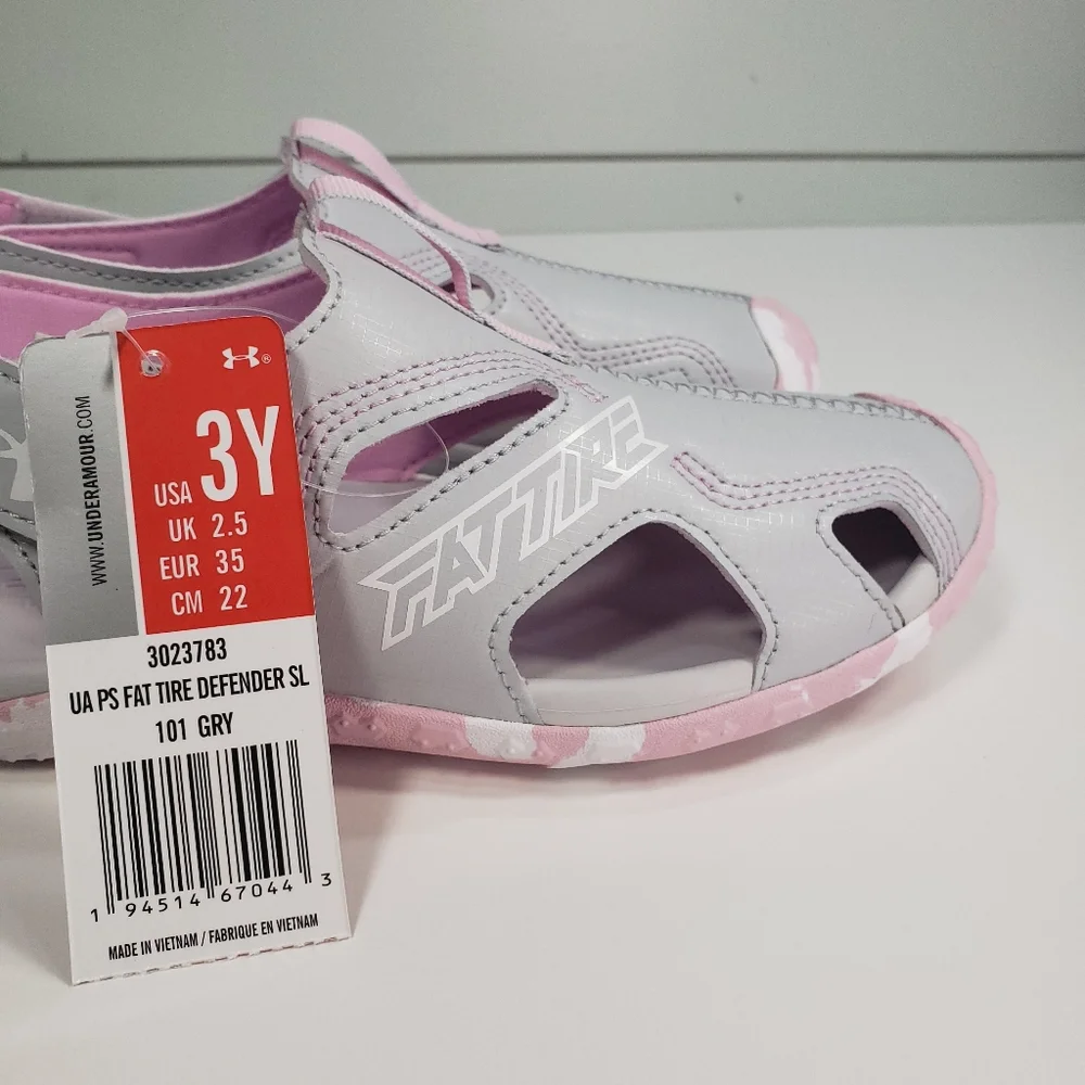 3Y Under Armour Tire Defender Grey Pink Sandals Girls Size 3Y